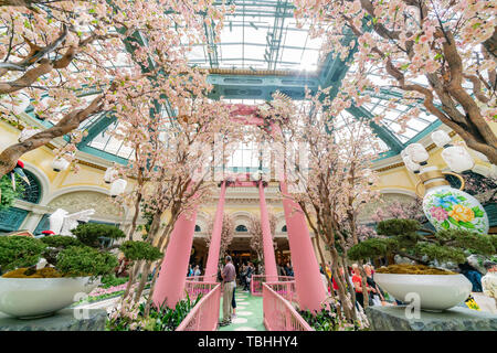 Las Vegas, APR 28: Besondere japanische Feder Anzeige in Bellagio Wintergarten und Botanische Gärten am 28.April 2019 in Las Vegas, Nevada Stockfoto