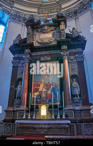 Innenraum der Salzburger Dom. In Salzburger, es ist eine Barocke römisch-katholische Kirche in Salzburg, Österreich, Europa. Stockfoto