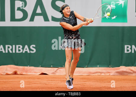 Paris, Frankreich, 30. Mai. Aryna Sabalenka (BLR) in Aktion gegen Amanda Anisimova (USA) während des French Open Tennis im Stade Roland-Garros, Paris am Donnerstag, den 30. Mai 2019. (Credit: Jon Bromley | MI Nachrichten) Stockfoto