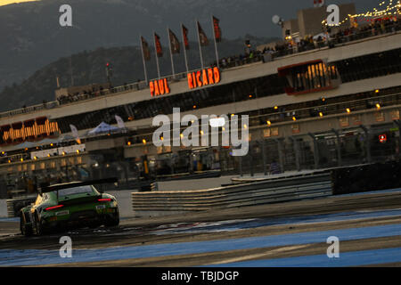 Le Beausset, Frankreich. 01 Juni, 2019. Dinamic Motorsport Porsche 911 GT3 R mit Treibern Andrea Rizzoli, Zaid Ashkanani & Klaus Bachler während der blancpain GT Serie Endurance Cup am Circuit Paul Ricard, Le Beausset, Frankreich Am 1. Juni 2019. Foto von Jurek Biegus. Credit: UK Sport Pics Ltd/Alamy leben Nachrichten Stockfoto