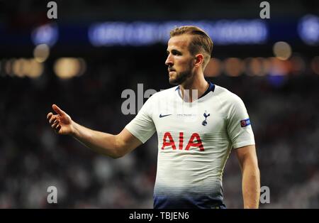 Madrid, Spanien. 1. Juni 2019. Hotspur ist Harry Kane reagiert während der UEFA Champions League Finale zwischen zwei britische Teams Liverpool und Tottenham Hotspur in Madrid, Spanien, am 1. Juni 2019. Liverpool gewann 2:0 und behauptete den Meister. Quelle: Guo Qiuda/Xinhua/Alamy leben Nachrichten Stockfoto