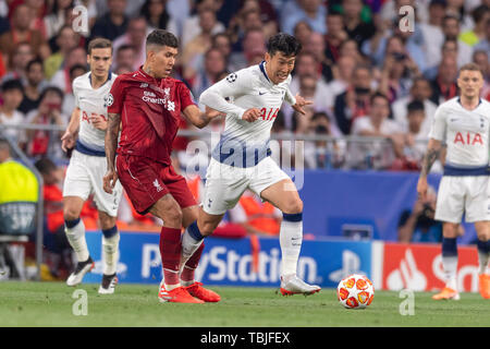 Sohn Heung-Min (Tottenham Hotspur F.C.) Roberto Firmino Barbosa de Oliveira (FC Liverpool) während der UEFA Champions League Finale zwischen Tottenham 0-2 FC Liverpool im Estadio Metropolitano in Madrid, Spanien, 1. Juni 2019. (Foto von Maurizio Borsari/LBA) Stockfoto