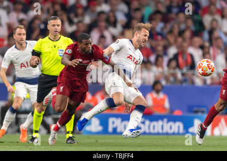 Harry Kane (Tottenham Hotspur F.C.) Georginio Wijnaldum (FC Liverpool) während der UEFA Champions League Finale zwischen Tottenham 0-2 FC Liverpool im Estadio Metropolitano in Madrid, Spanien, 1. Juni 2019. (Foto von Maurizio Borsari/LBA) Stockfoto