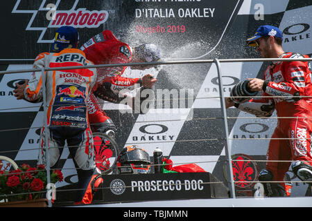 Mugello, Italien. 02 Juni, 2019. Gp Motorrad Podium Partei Credit: Unabhängige Fotoagentur/Alamy leben Nachrichten Stockfoto