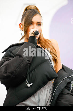 CARSON, CA - Jun 01: Madison Bier führt auf dem KIIS FM Wango Tango Dorf während der 2019 iHeartRadio Wango Tango an Würde die Gesundheit Sport Park am Juni 01, 2019 in Carson, Kalifornien. Foto: imageSPACE Stockfoto