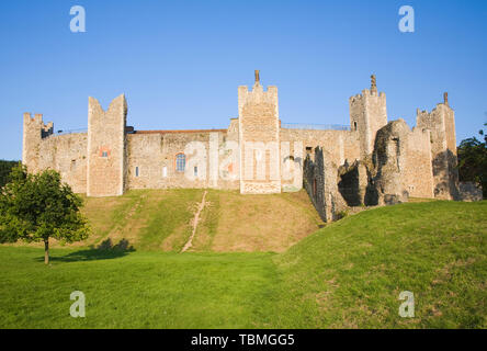 Zwölften Jahrhundert historische Gebäude der Framingham schloss, Framlingham, Suffolk, England, Großbritannien Stockfoto