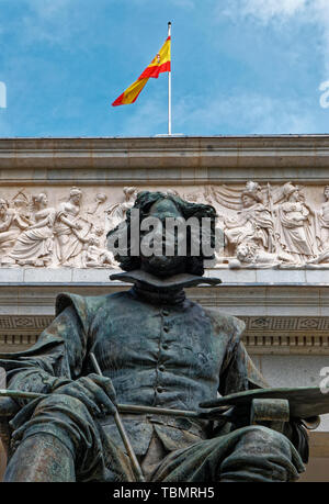 Maler Diego Velazquez Denkmal - Museo del Prado - Madrid, Spanien Stockfoto