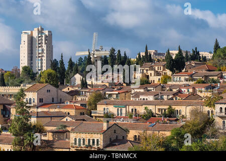 Blick auf Viertel Yemin Moshe in Jerusalem. Stockfoto