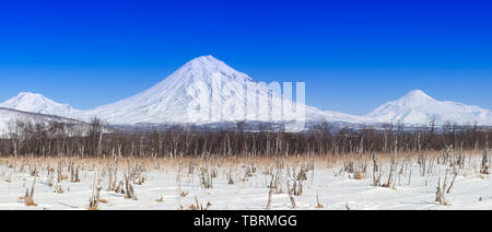 Winter Berge Landschaft der Halbinsel Kamtschatka Stockfoto