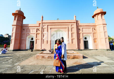 Mausoleum von Pari Bibi im Lalbagh Fort in Dhaka. Stockfoto