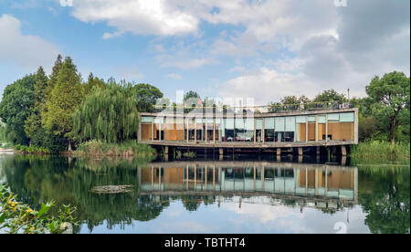 Fünf verstreute Gebäude Stockfoto