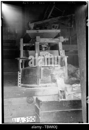 Historischer amerikanischer Gebäude Umfrage Alex Bush, Fotograf, April 4, 1936 MILL HOPPER McCalebHollingsworth Mühle, Mühle Creek, Fayette, Fayette County, AL Stockfoto