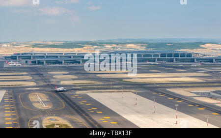 Luftbild der Neuen Flughafen Istanbul in der Türkei Stockfoto