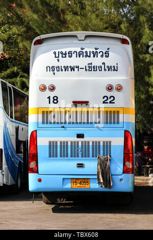 Chiangmai, Thailand - 26. Dezember 2012: Bus von Budsarakham tour bus Unternehmen. Foto bei Chiangmai Busbahnhof, Thailand. Stockfoto