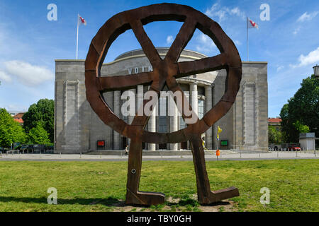 Der Räuber Wheel, nationalen Stadium, Luxemburg-Platz, Mitte, Berlin, Deutschland, Räuberrad, Volksbühne, Rosa-Luxemburg-Platz, Mitte, Deutschland Stockfoto