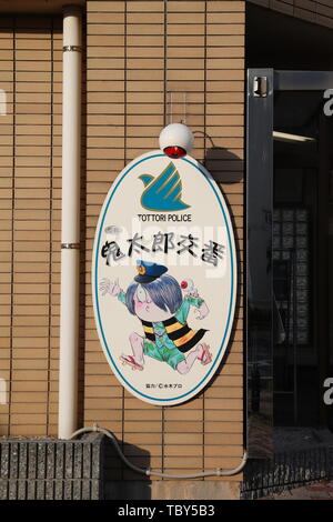 Eine Polizei, am 17. Mai 2019, in Sakaiminato, Präfektur Tottori, Japan. Sakaiminato war das Elternhaus von Shigeru Mizuki manga Künstler und Schöpfer der Serie GeGeGe no Kitaro und viele Yokai Zeichen. Credit: yohei Osada/LBA/Alamy leben Nachrichten Stockfoto