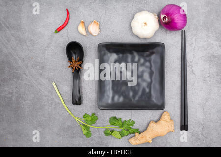 Alle Arten von Gewürzen und Gemüse zum Kochen und Würzen. Stockfoto