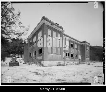 Mocanaqua Schule, Schnittpunkt der Teich Hill Road (S.R. 0239) und Main Street, Mocanaqua, Luzerne County, PA Stockfoto