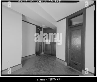 Monica Griesbach, Fotograf August 1997. Blick auf LOS ANGELES CITY HALL im 14. Stock, mit Blick auf YCORRIDOR NORTHWEST Los Angeles City Hall, 200 North Spring Street, Los Angeles, Los Angeles County, CA Stockfoto