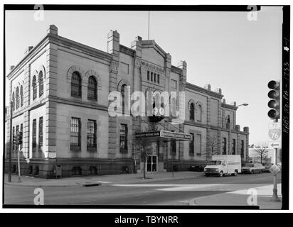 Norden (vorne) und Osten (SEITE) Erhöhungen der Nördlichen sparen Fonds, Safe und Trust Company, 600 Spring Garden Street, Philadelphia, Philadelphia County, PA Stockfoto