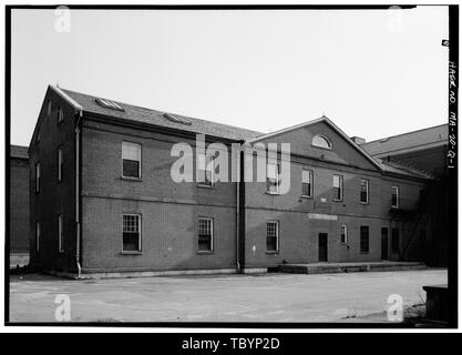 Norden (VORNE) Höhe, Blick nach Süden Watertown Arsenal, Gebäude Nr. 212, Watertown, Middlesex County, MA Boucher, Jack E, Fotograf Stockfoto