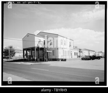 Im Norden und Westen ausgerichtete Seiten Ogden Arsenal, Lager, 6057 Boxelder Lane, Layton, Davis County, UT WegmanFrench, Lysa, Sender Dockendorf, Richard, Fotograf Stockfoto