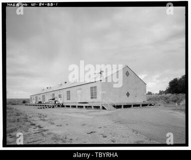 Im Norden und Westen ausgerichtete Seiten Ogden Arsenal, Lager, Südseite von Navajo Weg, östlich von Maple Lane, Layton, Davis County, UT WegmanFrench, Lysa, Sender Dockendorf, Richard, Fotograf Stockfoto