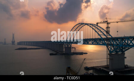 Shanghai-Tong Yangtze River Bridge Stockfoto