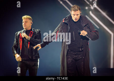 Norwegen, Oslo - Juni 1, 2019. Die amerikanische Gesangsgruppe Backstreet Boys führt ein Live Konzert in Oslo Spektrum in Oslo. Hier Sänger Nick Carter gesehen wird live auf der Bühne. (Foto: Gonzales Foto - Tord Littleskare). Stockfoto