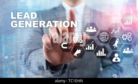 Lead Generation Analyse Business Research Interest Konzept. Marketing Strategie zur Technologie. Stockfoto