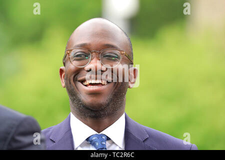London, UK, 04. Juni 2019. Sam Gyimah, Konservative und Tory Spitzenkandidaten, ehemaliger Bildungsminister. Gyimah warf seinen Hut in den Ring für den Tory Führung am Juni 02nd, werden der erste Kandidat ein zweites Referendum über Brexit zu sichern. Credit: Imageplotter/Alamy leben Nachrichten Stockfoto