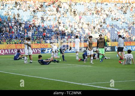 Lublin, Polen. 4. Juni, 2019. Japan Spieler niedergeschlagen nach dem letzten während der FIFA U-20-WM Polen 2019 Umlauf von 16 Match zwischen Japan - Südkorea bei Lublin Stadion in Lublin, Polen, Juni 4, 2019 Pfeifen. Quelle: LBA/Alamy leben Nachrichten Stockfoto
