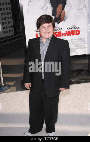 LOS ANGELES, Ca. 26. Juni 2007: Josh Flitter bei der Weltpremiere von "Lizenz zu Wed' im Cinerama Dome, Hollywood. © 2007 Paul Smith/Featureflash Stockfoto