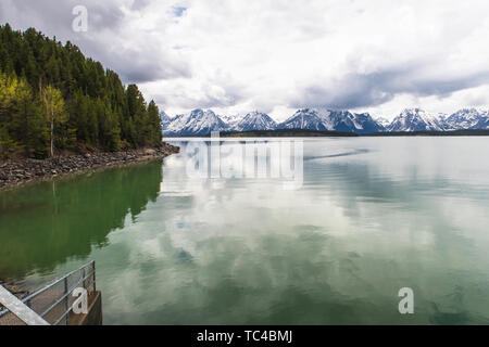 Der Schnee - gefüllte Grand Teton Glacier Lake Jackson Lake. Stockfoto