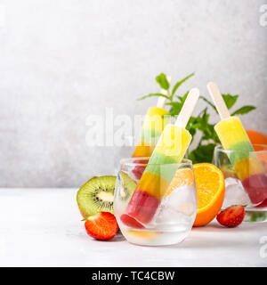 Leckere hausgemachte Eis am Stiel Stockfoto