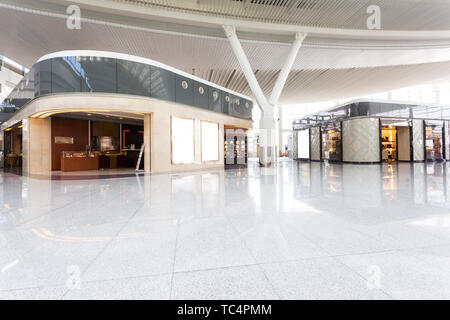 Moderne Shopping-Mall innen Stockfoto