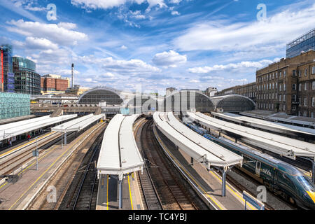 Paddington Station Plattformen, London, England Stockfoto