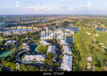 Naples, Florida, Lely Resort, GreenLinks Golf Villas, Flamingo Island Club Golfplatz, Häuser, Luftaufnahme von oben, FL190514d57 Stockfoto