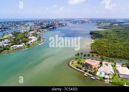 Naples Florida, Port Royal, Gordon River Pass Golf von Mexiko, Anwesen Villen Häuser, Luftaufnahme von oben, FL190514d61 Stockfoto