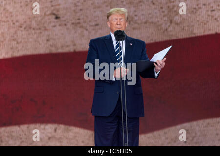 Führer der Welt einschließlich Königin Elizabeth II und Präsident Donald Trump aus Großbritannien, den USA und Europa sehen Sie die D-Tag 75 nationale Veranstaltung in Portsmouth, Großbritannien. Stockfoto