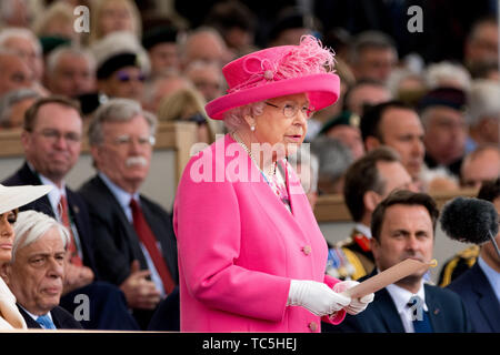 Führer der Welt einschließlich Königin Elizabeth II und Präsident Donald Trump aus Großbritannien, den USA und Europa sehen Sie die D-Tag 75 nationale Veranstaltung in Portsmouth, Großbritannien. Stockfoto