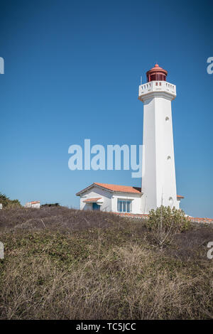 Port Joinville, Frankreich - 17. September 2018 - architektonische Detail des Corbeaux Marine Leuchtturm im Sommer Stockfoto