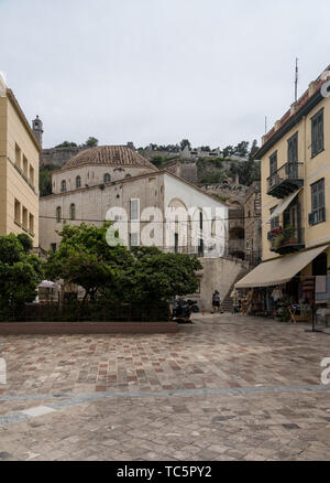 Erste Parlament Gebäude in der Altstadt von Nafplio Stockfoto