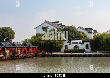Die Malerei Boot am Wansan Wharf in Zhou Zhuang Stockfoto