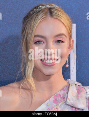 HOLLYWOOD, LOS ANGELES, Kalifornien, USA - Juni 04: Schauspielerin Sydney Sweeney Tragen eines Miu Miu Kleid und Irene Neuwirth Schmuck kommt an der Los Angeles Premiere der HBO "Euphoria" am ArcLight Cinerama Dome am Juni 4, 2019 in Hollywood, Los Angeles, Kalifornien, USA. (Foto durch Image Press Agency) Stockfoto