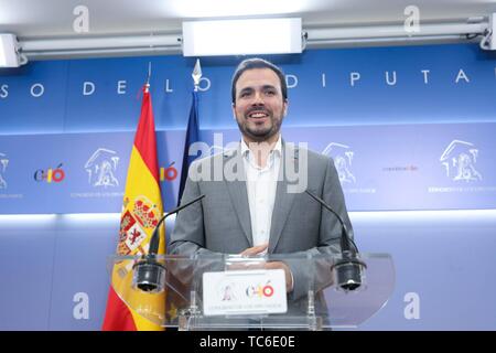 Madrid, Spanien. 05 Juni, 2019. Drücken Sie die Taste Konferenz der zquierda Unida, Alberto GarzÃ³n auf dem Kongress nach einem Treffen mit dem König Felipe VI. Credit: CORDON PRESSE/Alamy leben Nachrichten Stockfoto