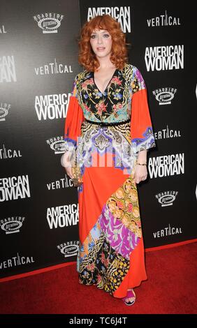 Los Angeles, CA, USA. 5. Juni 2019. Christina Hendricks in der Ankunftshalle für amerikanische Frau Premiere ArcLight Hollywood, Los Angeles, CA 5. Juni 2019. Credit: Elizabeth Goodenough/Everett Collection/Alamy leben Nachrichten Stockfoto