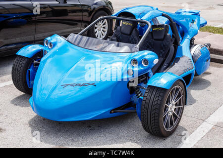 Miami Beach Florida, Campagna T-REX Zweisitzer, dreirädriger Kraftwagen, hergestellt in Quebec, FL190430024 Stockfoto