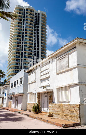 Miami Beach Florida, North Beach, Ocean Terrace, Hochhaus Wolkenkratzer Gebäude Luxus, Eigentumswohnung Wohnapartments Stockfoto