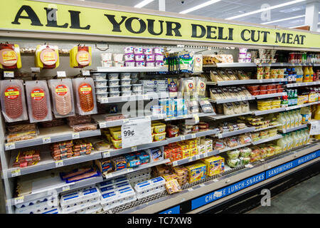 Miami Beach Florida, North Beach, CVS Apotheke Drogerie, innen innen, Deli geschnitten geschnittenes Fleisch Lebensmittel, Display-Verkauf, FL190430059 Stockfoto